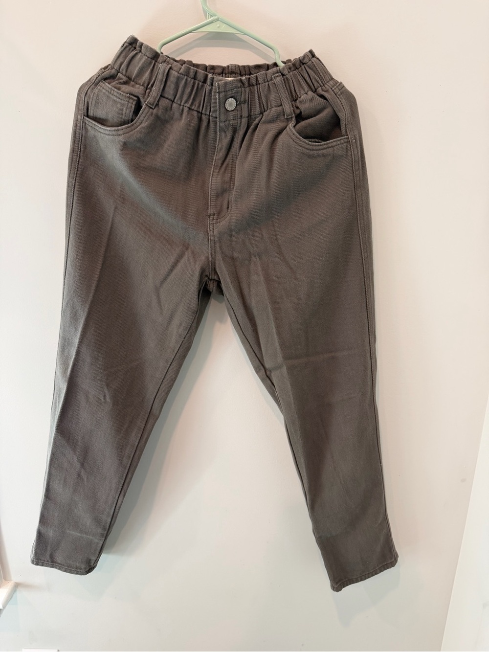 Women’s Elastic Waist Pull-On Pants - Charcoal Gray